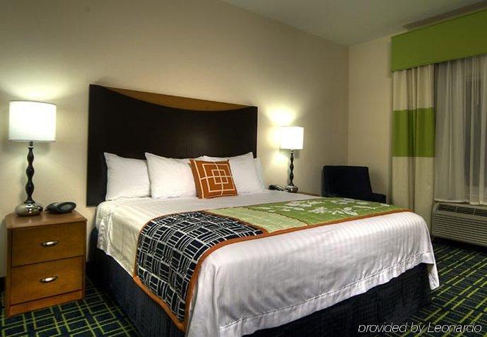Fairfield Inn & Suites Auburn Opelika Bilik gambar